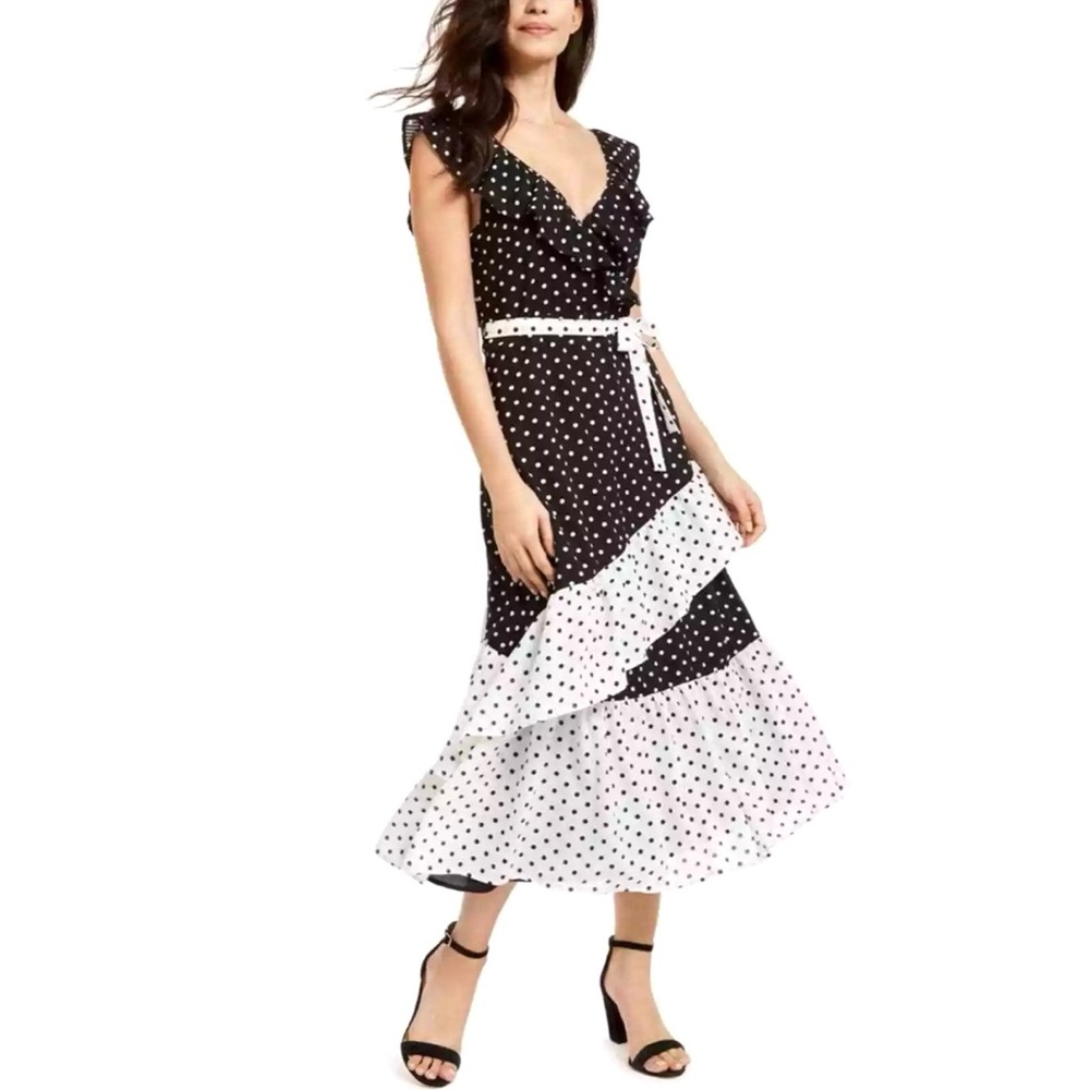 Q&A Polka dot midi dress. Size XS. Brand new with tags.